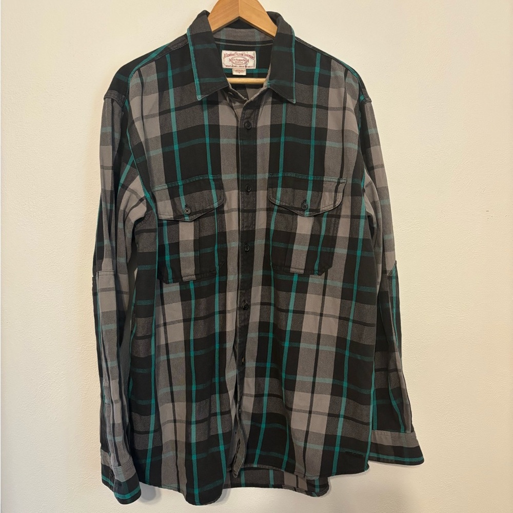 Filson Alaskan Guide Men’s Plaid Shirt - Black, Gray, and Green